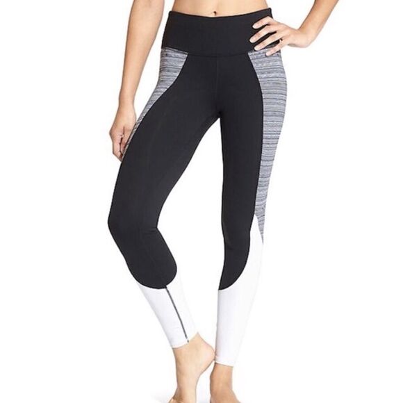 Athleta Women's High Rise Jacquard Flow Chat Tight leggings Pilayo Black Size Xs - Picture 2 of 9
